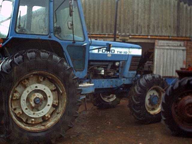 /photos/1911371384FordTW10.jpg